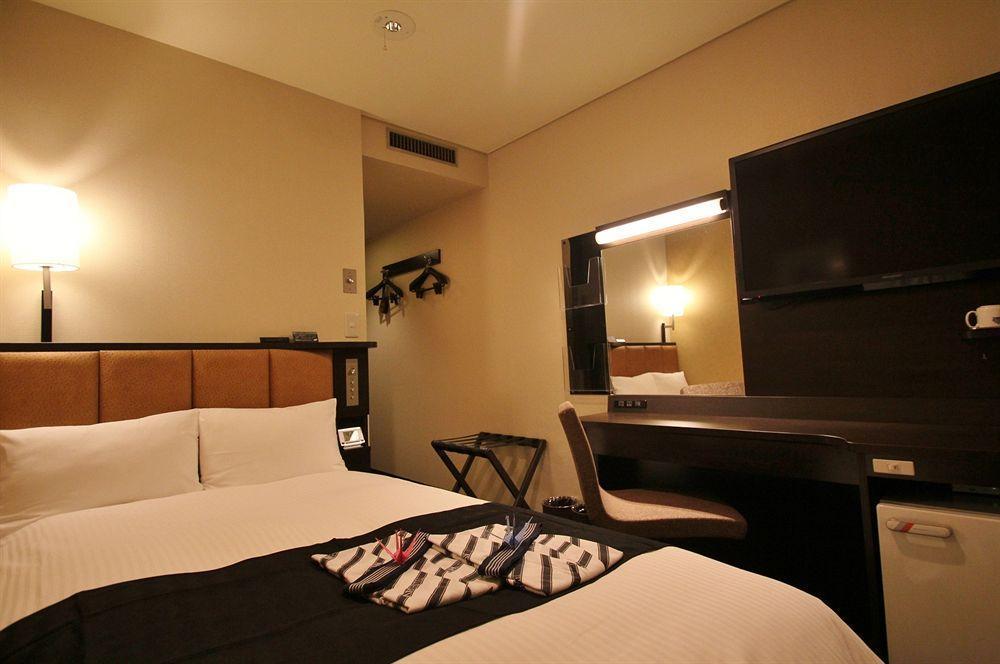Hiroshima Ekimae Green Hotel Exteriör bild