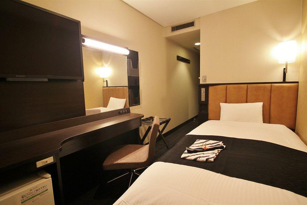 Hiroshima Ekimae Green Hotel Exteriör bild